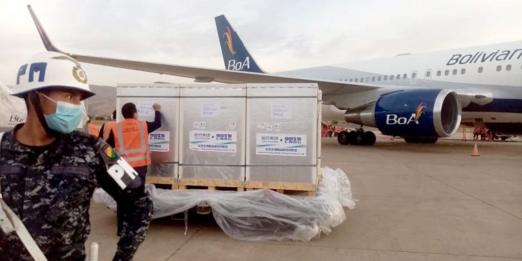BoA enviará dos vuelos a China para transportar un millón de vacunas anticovid
