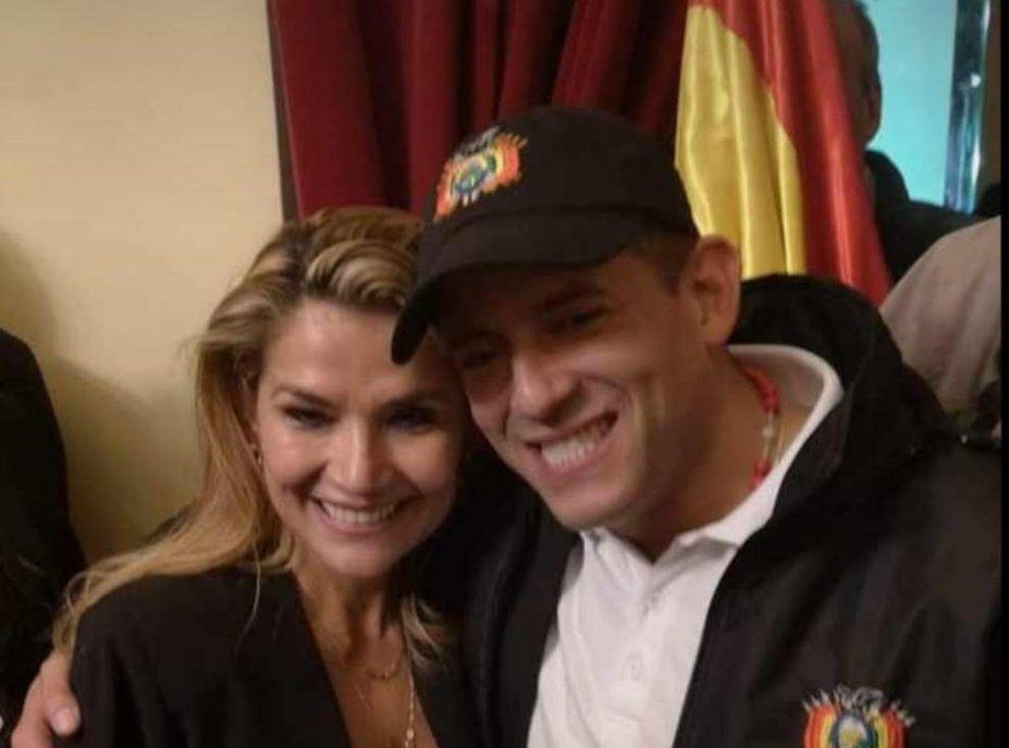 Fiscalía convocará a declarar a Luis Fernando Camacho y a su padre por el caso golpe de Estado esta semana