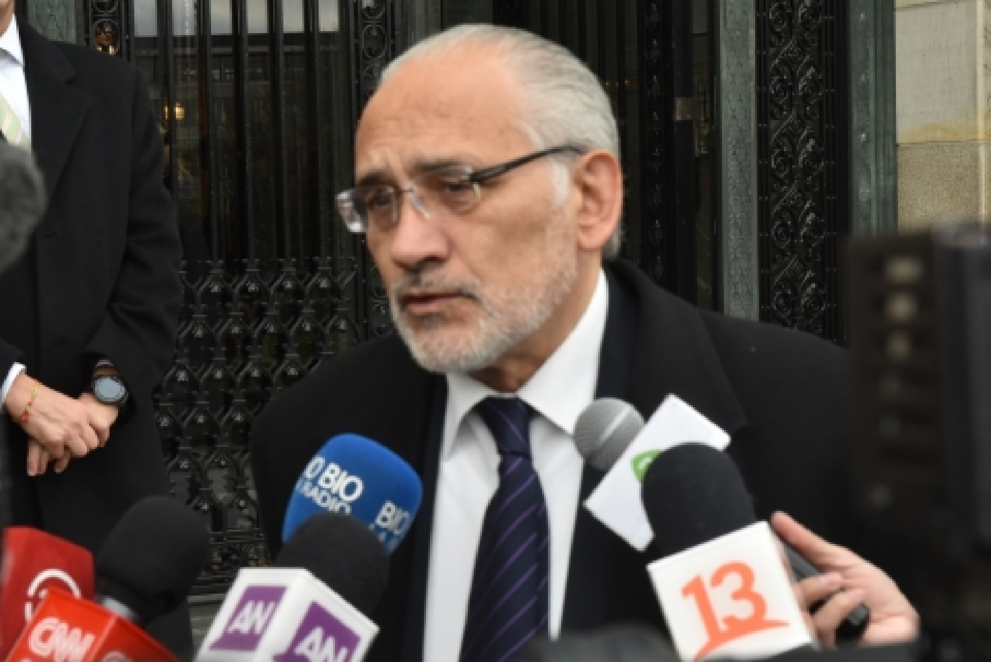 Carlos Mesa llega a la Fiscalía para declarar sobre los hechos de 2019