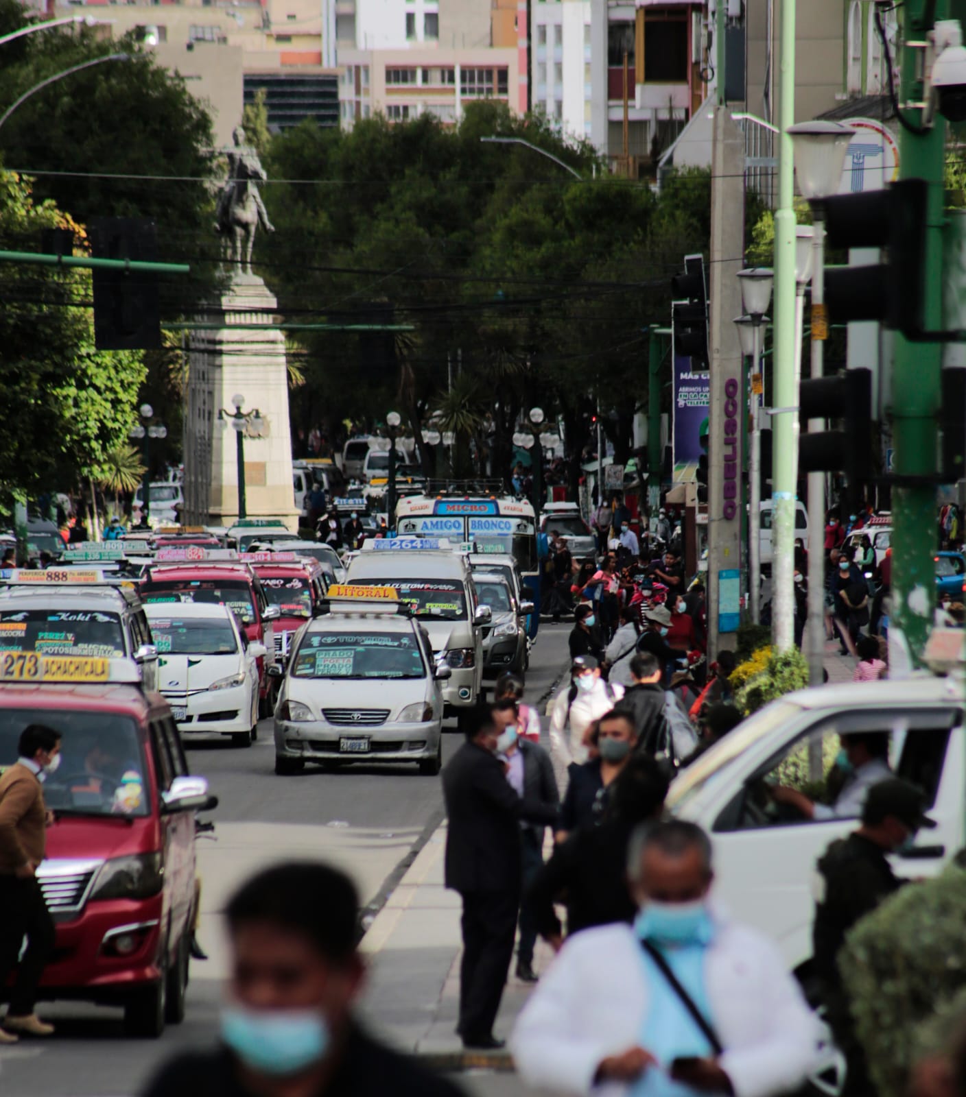 Federación de choferes de La Paz rechaza el paro convocado para el 8 de noviembre