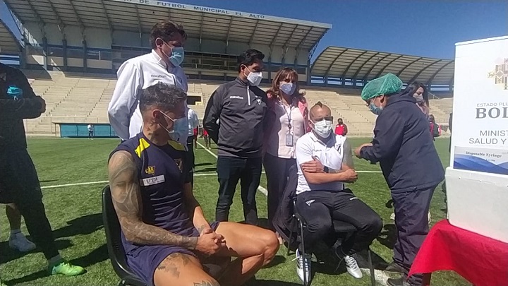 Jugadores de Always Ready son inmunizados contra el COVID-19