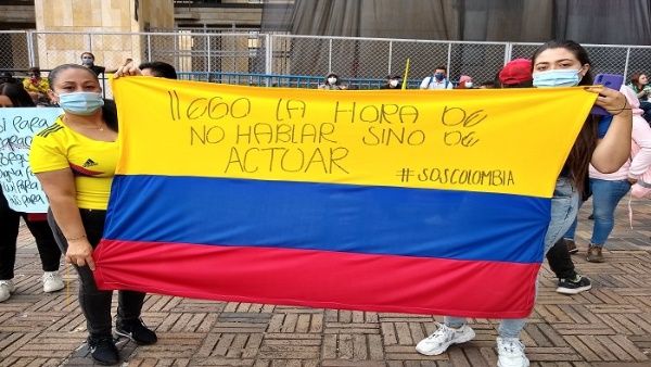 Alberto Fernández y Evo Morales condenan represión en Colombia