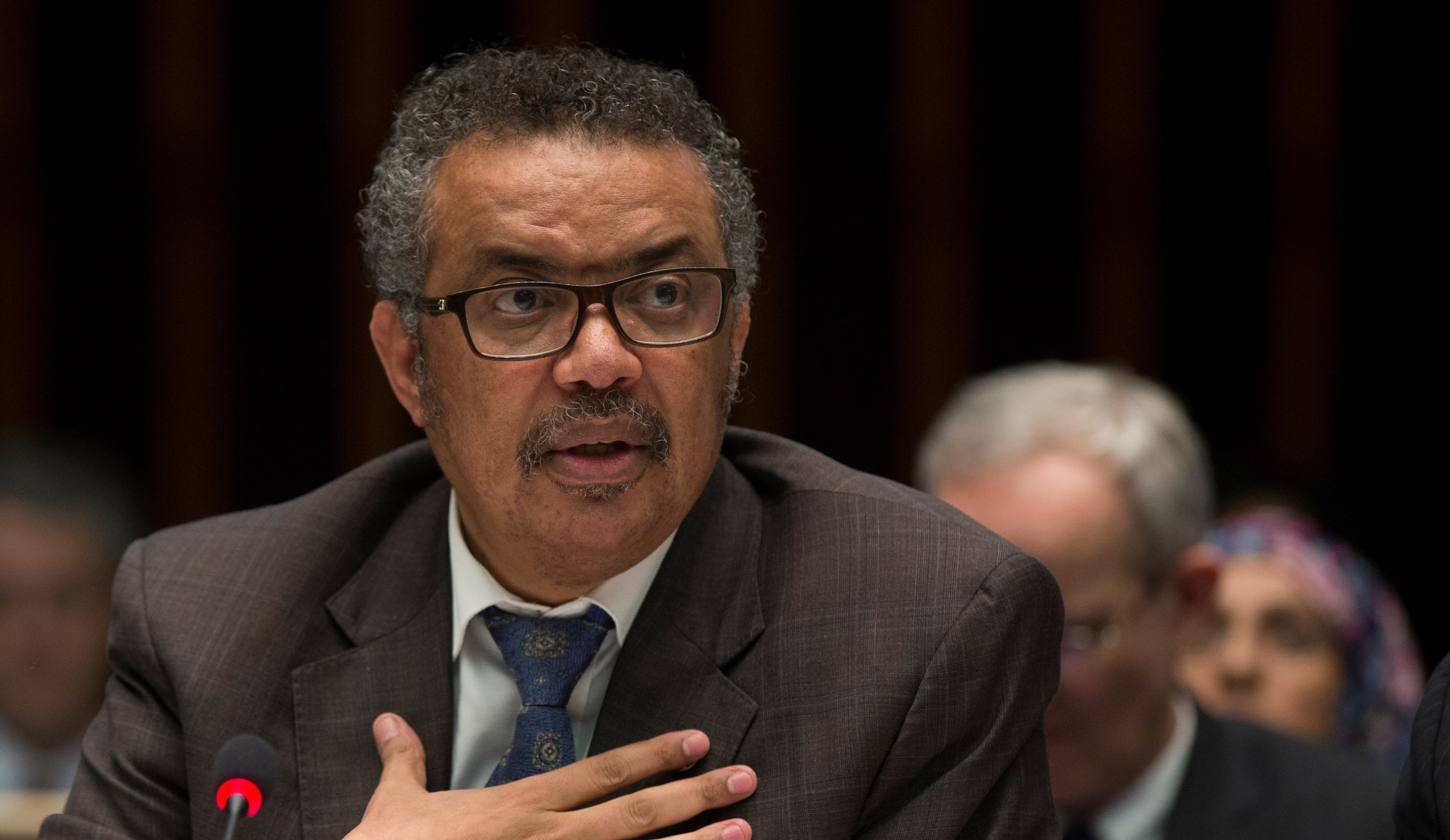 Director de la OMS: “La crisis de vacunas COVID-19 denota una desigualdad escandalosa que está perpetuando la pandemia”