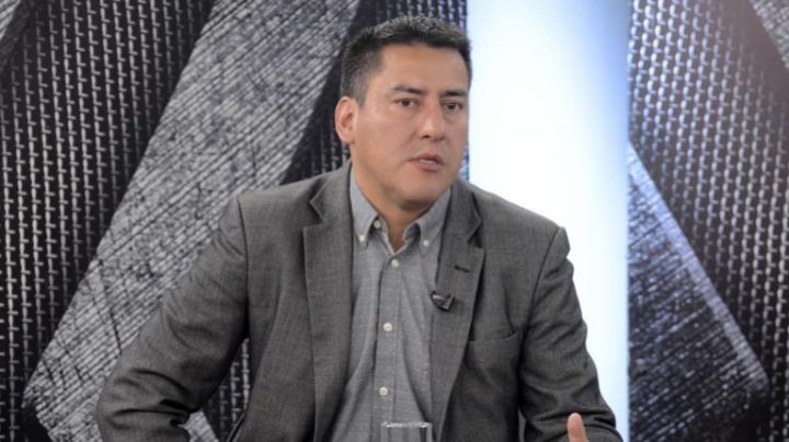 Exministro de Defensa: Varios oficiales de las FFAA se insubordinaron horas antes de la renuncia del presidente Morales