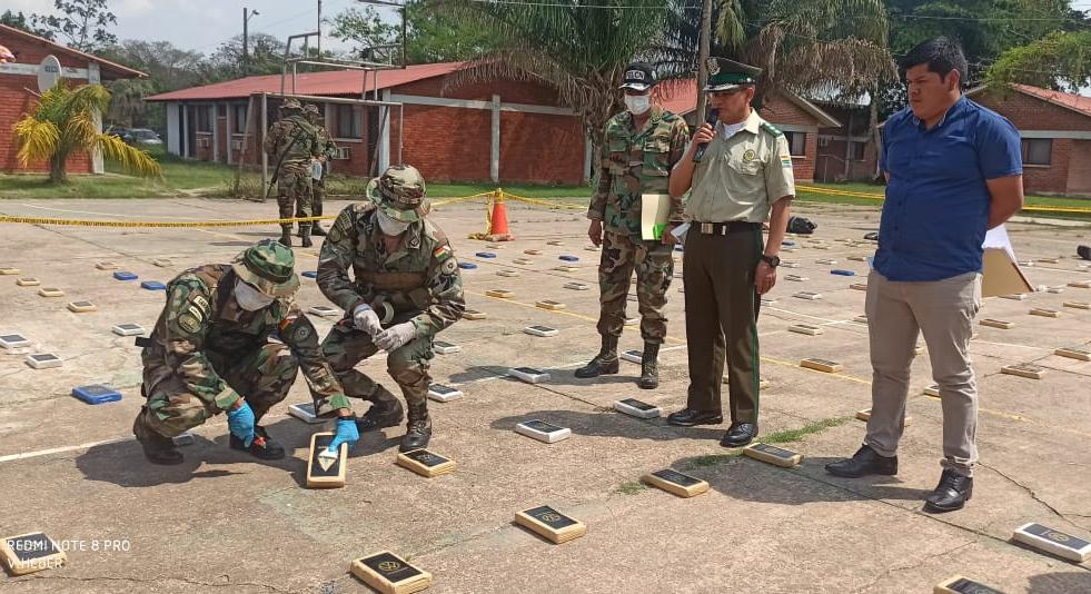 FELCN secuestra 258 kilos de cocaína y aprehende a una persona en Beni