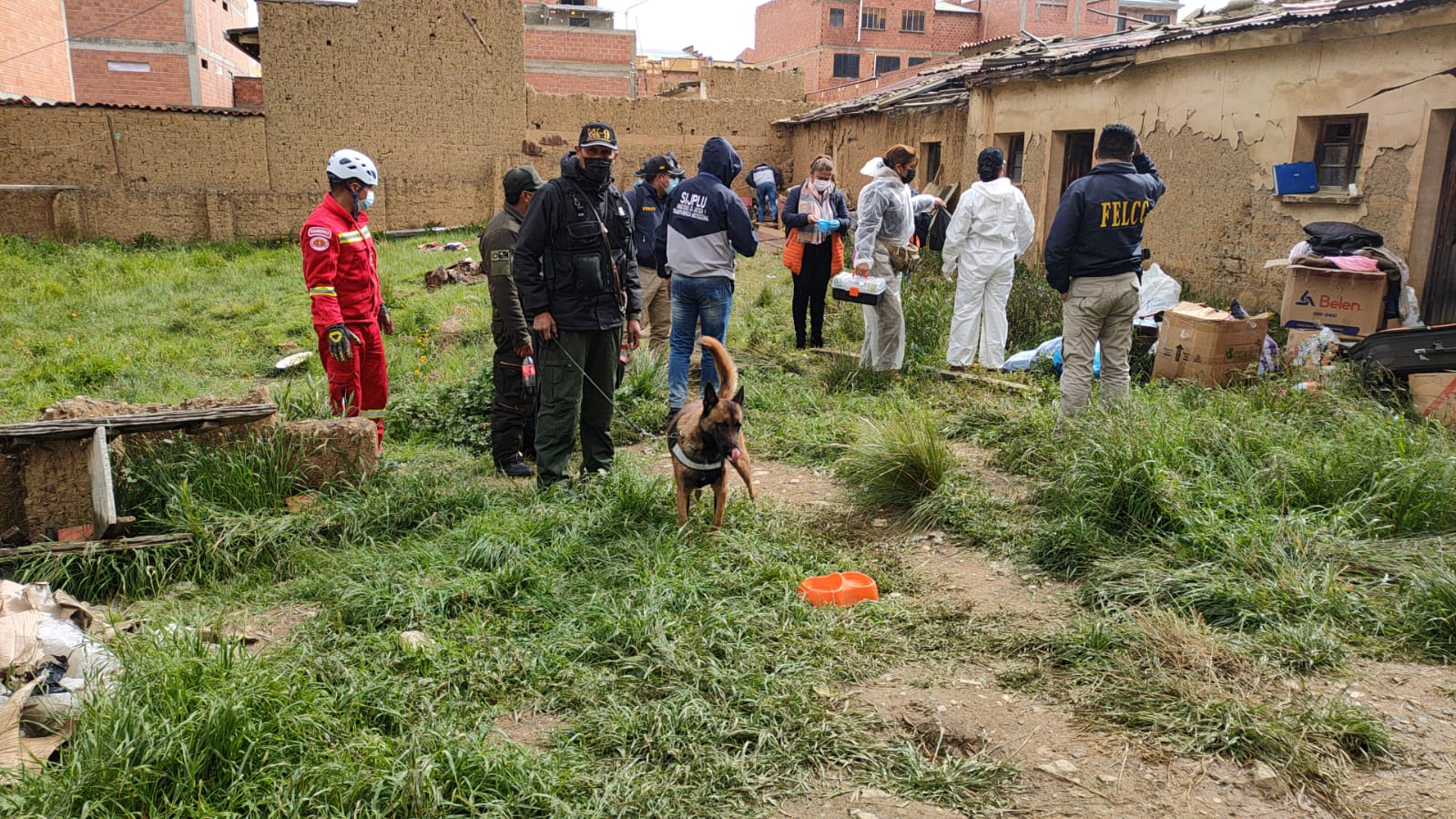 El Alto: Realizan la reconstrucción de los hechos en la casa del feminicida serial Richard Choque