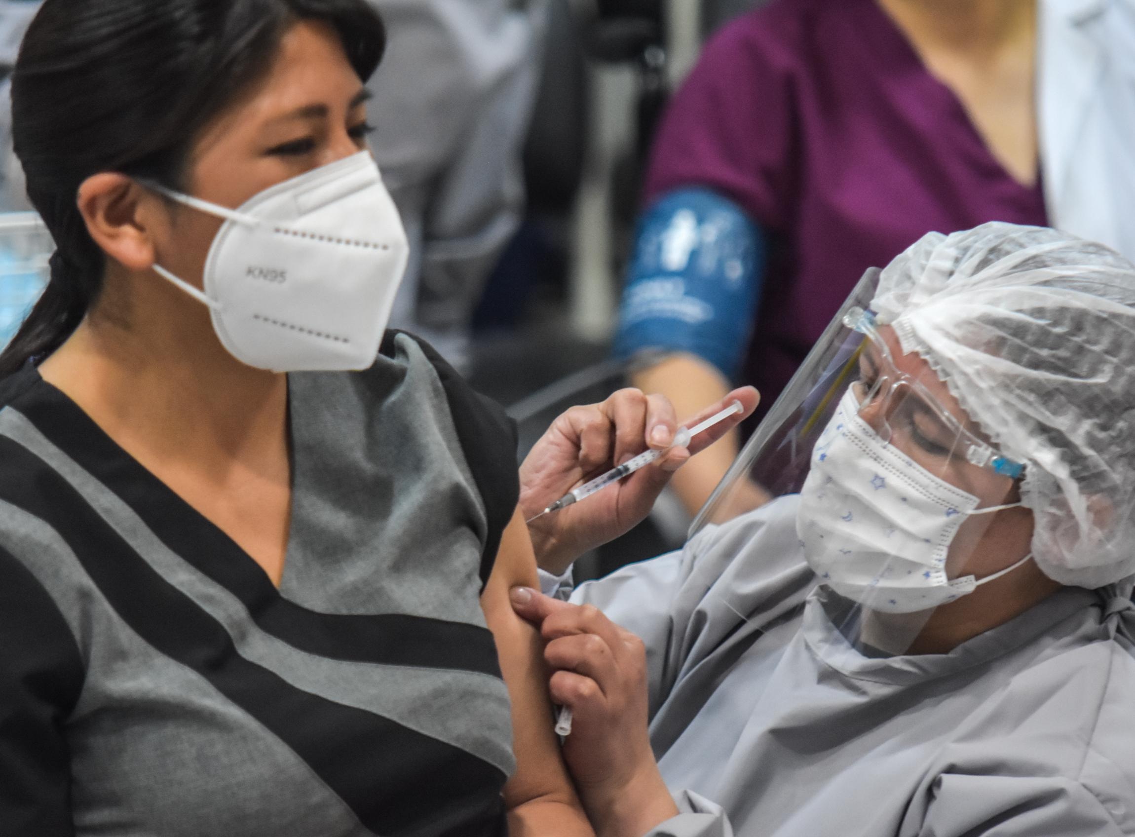 Gobierno coordina con gobernaciones la distribución de vacunas