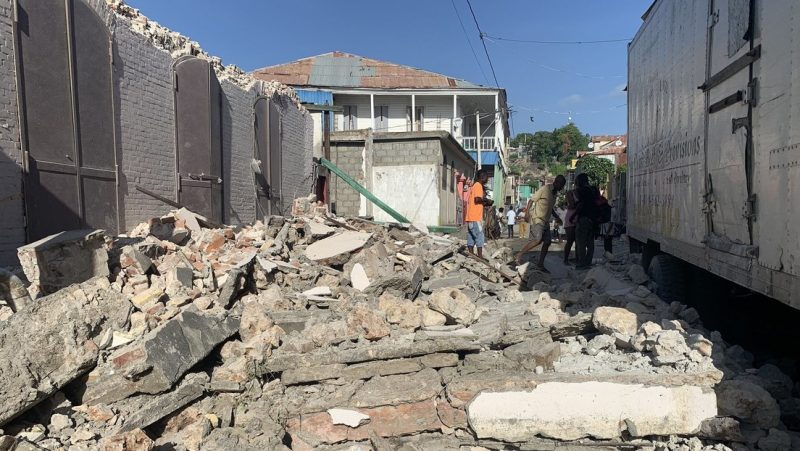 Aumenta a 1.297 la cifra de fallecidos por terremoto en Haití
