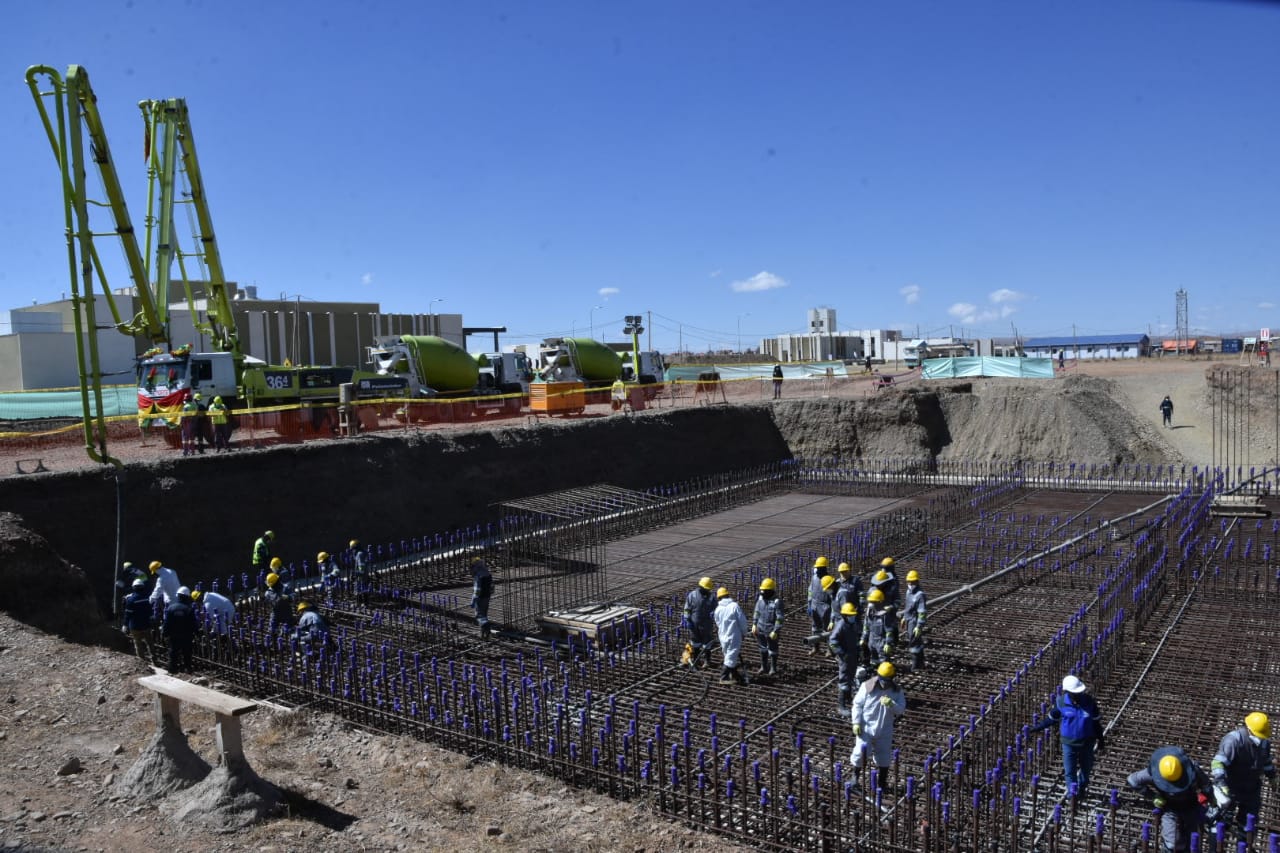 Inician el vaciado del primer hormigón del Reactor Nuclear de Investigación en El Alto (adelanto)