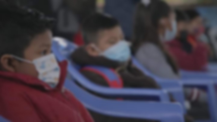 Pediatra recomienda uso de barbijo obligatorio a niños que vayan a clases presenciales