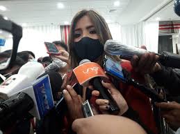 Viceministra Alcón destaca adquisición de 2,1 millones de pruebas y 1 millón de vacunas chinas para reforzar la lucha contra el COVID-19