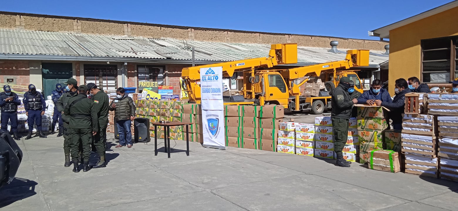 Incautan más de cuatro toneladas de productos agrícolas en la ciudad de El Alto