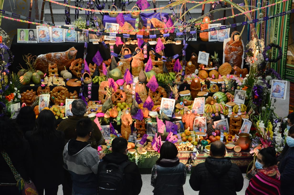 Familiares de víctimas de las masacres reciben al espíritu de sus difuntos entre llanto, dolor y con el clamor de justicia