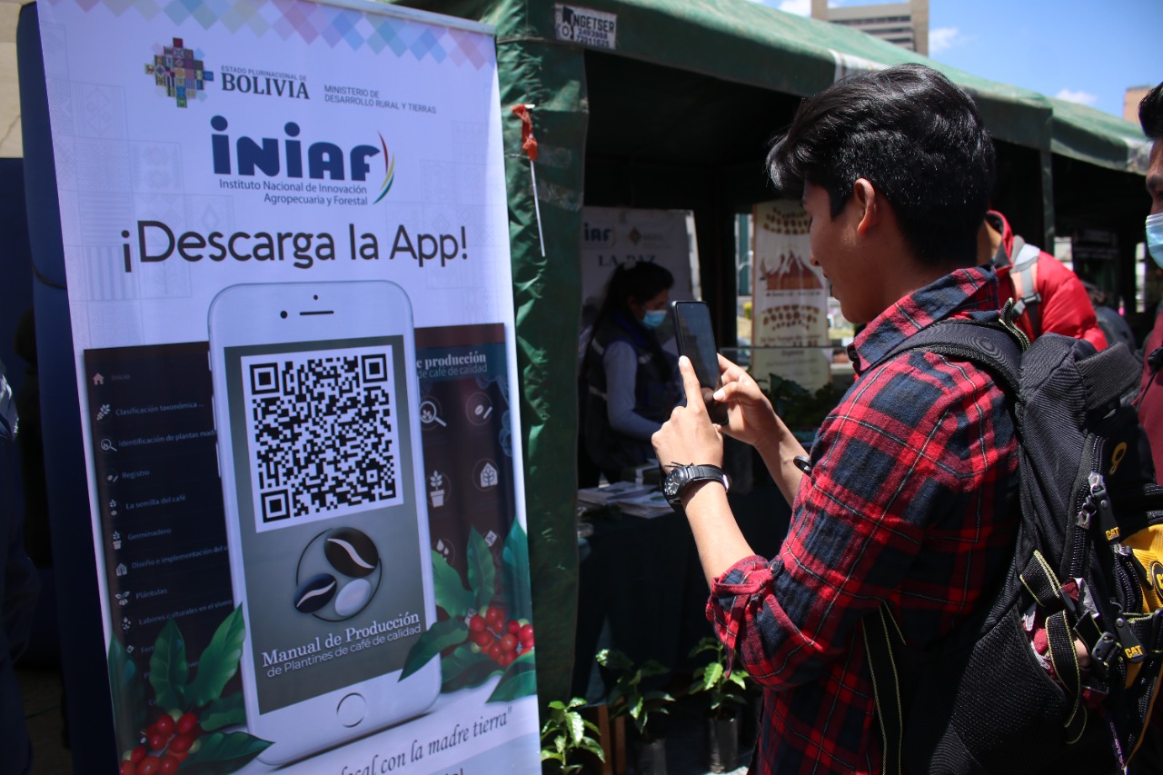 Iniaf lanza aplicación móvil para brindar información en producción de plantines de café