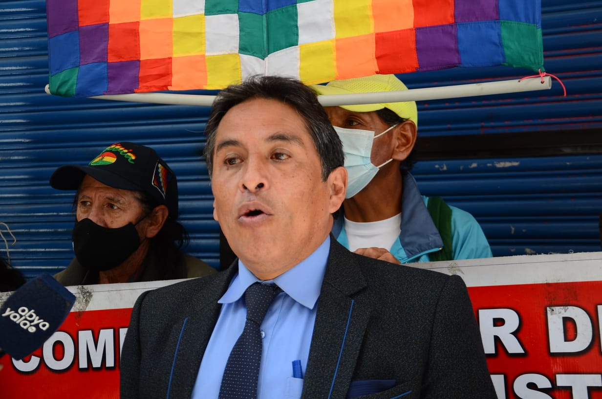 La Paz: Presentan denuncia en la Fiscalía en contra del cívico Rómulo Calvo