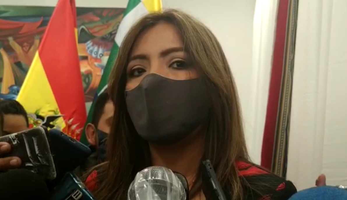 Viceministra Alcón resalta rol de los medios y la participación del pueblo en las acciones de reconstrucción económica