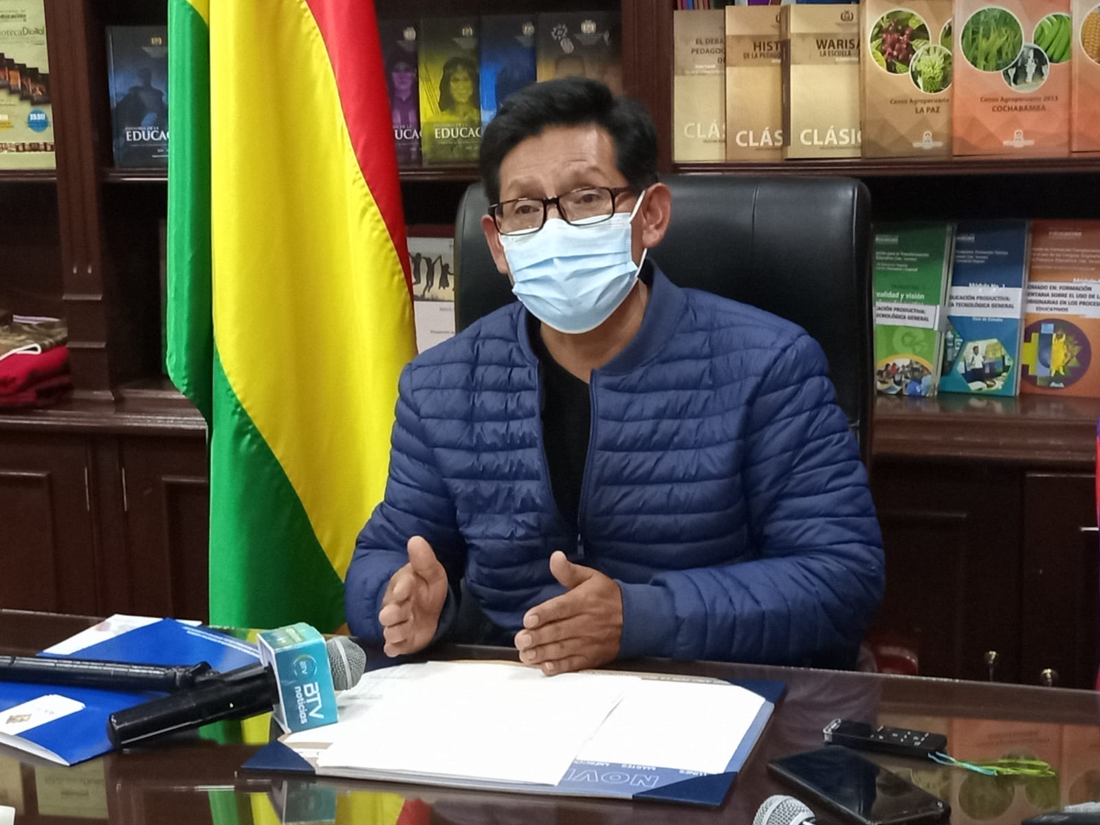 Ministro Pary anuncia reuniones con sectores para proyectar el retorno a clases en febrero de 2022