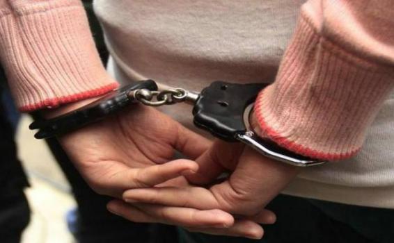 Detienen a una mujer acusada de comercializar droga en la zona Ambrosio Villarroel de Santa Cruz