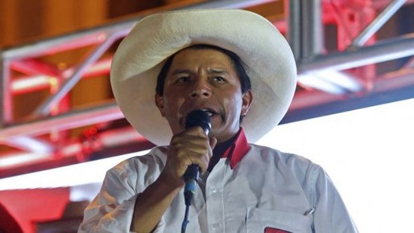Pedro Castillo promete lucha contra la corrupción en Perú