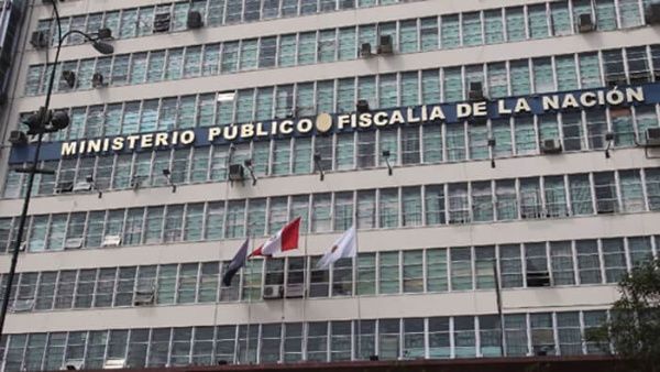 Fiscalía peruana ordena investigar a exmilitares por sedición