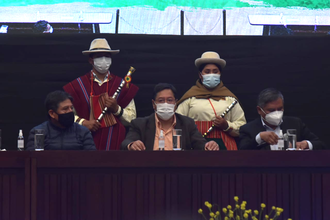 Presidente convoca a creación y fortalecimiento de una economía de la Madre Tierra