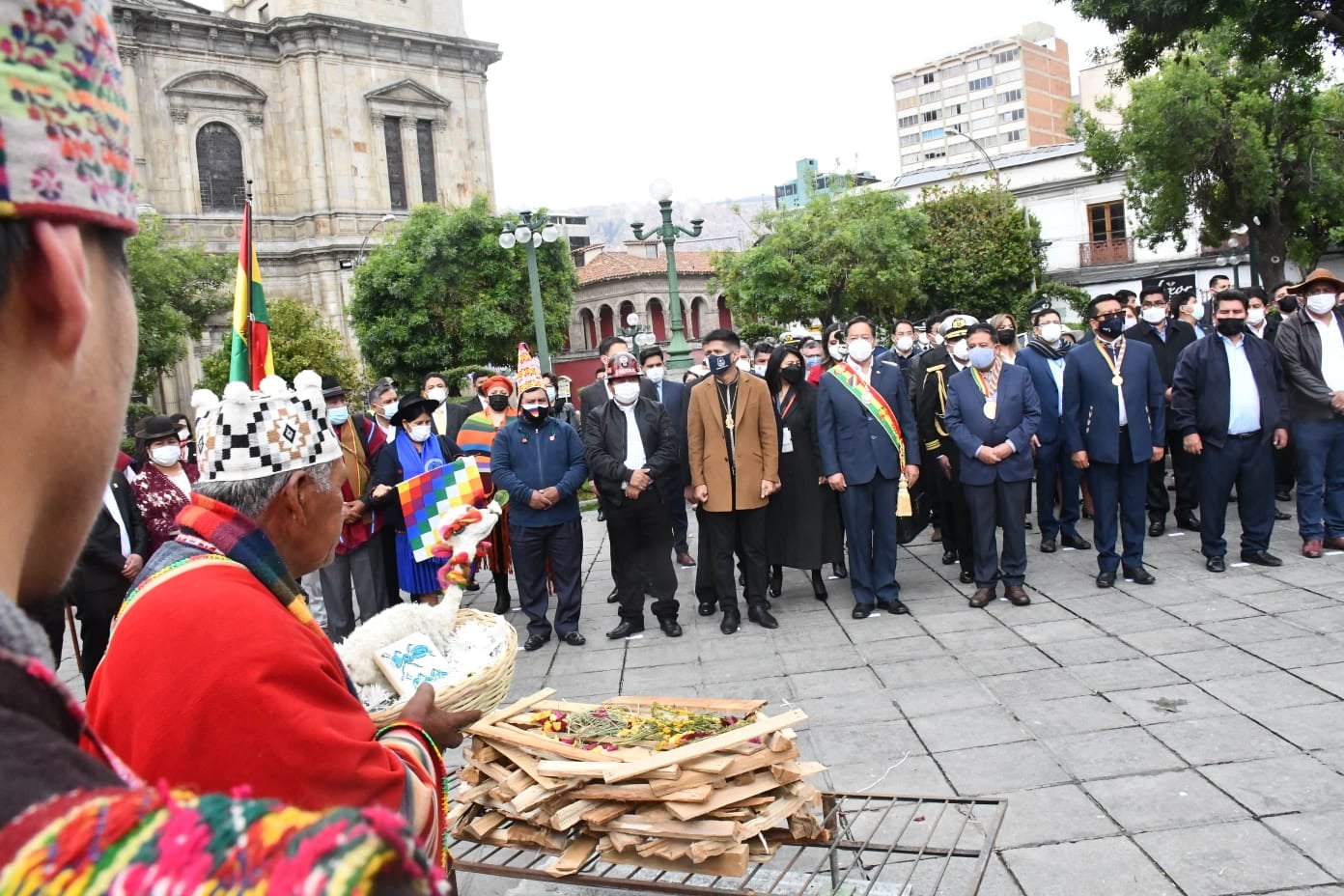 Presidente inicia actos protocolares por el primer año de gestión con ofrenda a la Pachamama