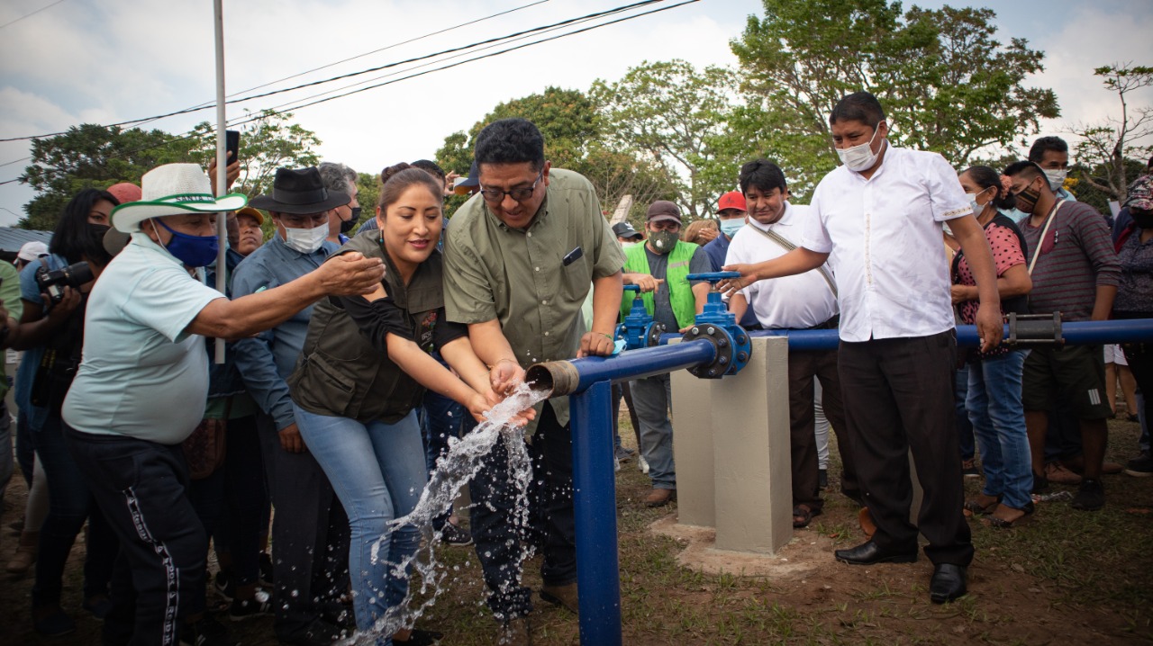 Gobierno invierte en un año más de Bs 55 millones en sistemas de agua para incentivar la producción agropecuaria