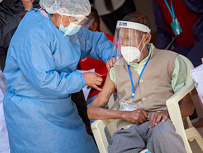 Vacunación en Sucre logra 5.481 personas mayores de 60 años inmunizadas en dos días