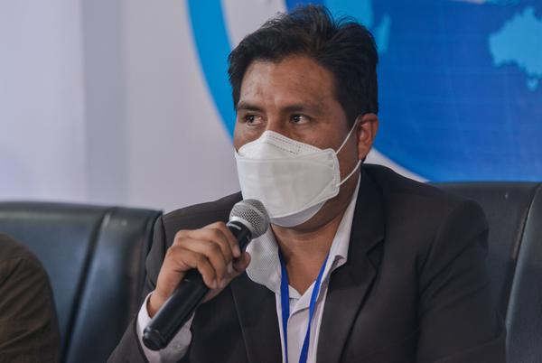 Ministro de Salud destaca que producción argentina de la vacuna Sputnik V beneficia a Bolivia