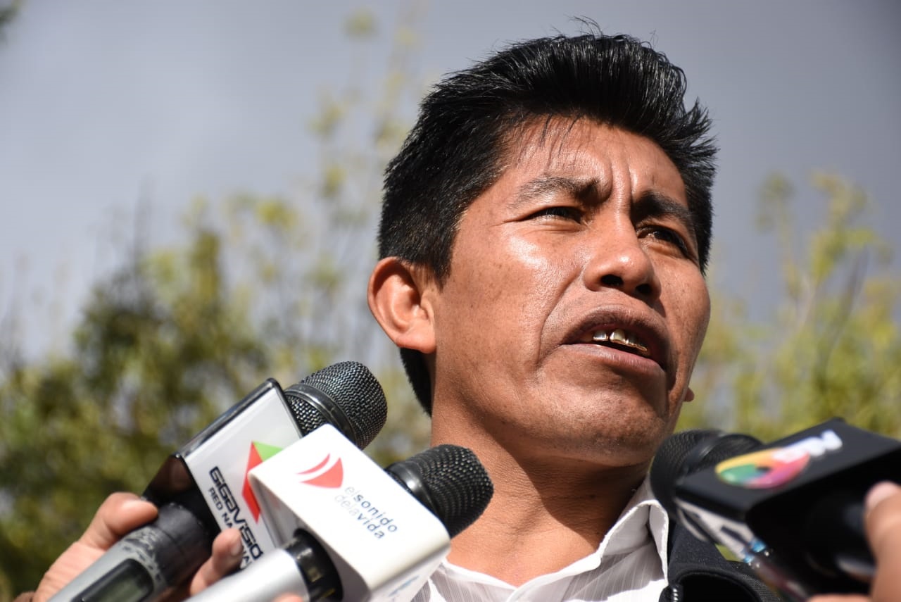 Ejecutivo de COFECAY Ernesto Mamani Laura anuncio un ampliado para el 29 de octubre en Coroico donde se va a determinar su apoyo al gobierno