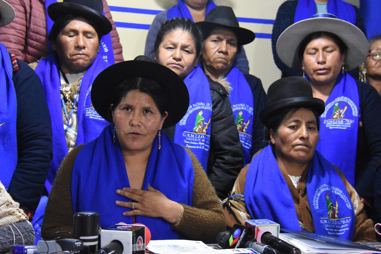  Conferencia de prensa de la Confederación Nacional de Mujeres Campesinas Indígenas y Originarias de Bolivia “Bartolina Sisa”.