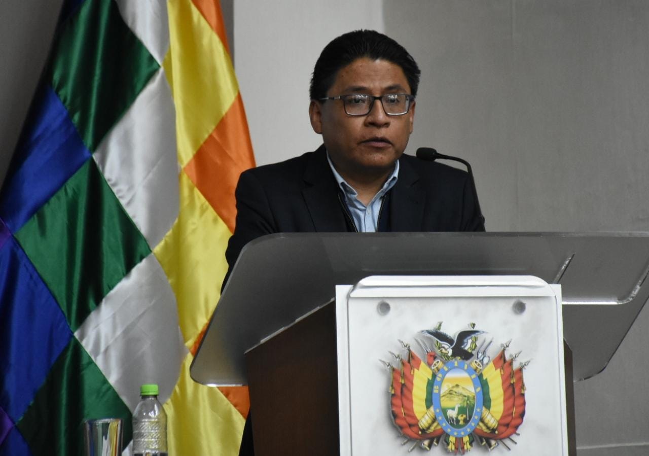 El Ministro de Justicia y Transparencia Institucional Iván Lima Magne, en la presentacion de la nueva plataforma “Notaría Segura” 