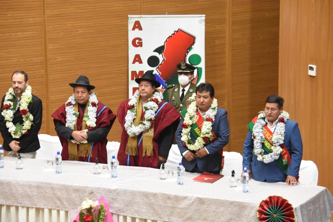 Presidente Luis Arce Catacora junto al vicepresidente, David Choquehuanca participan del 6to. Aniversario de la Asociación de Gobiernos Municipales de La Paz (Agamdepaz).