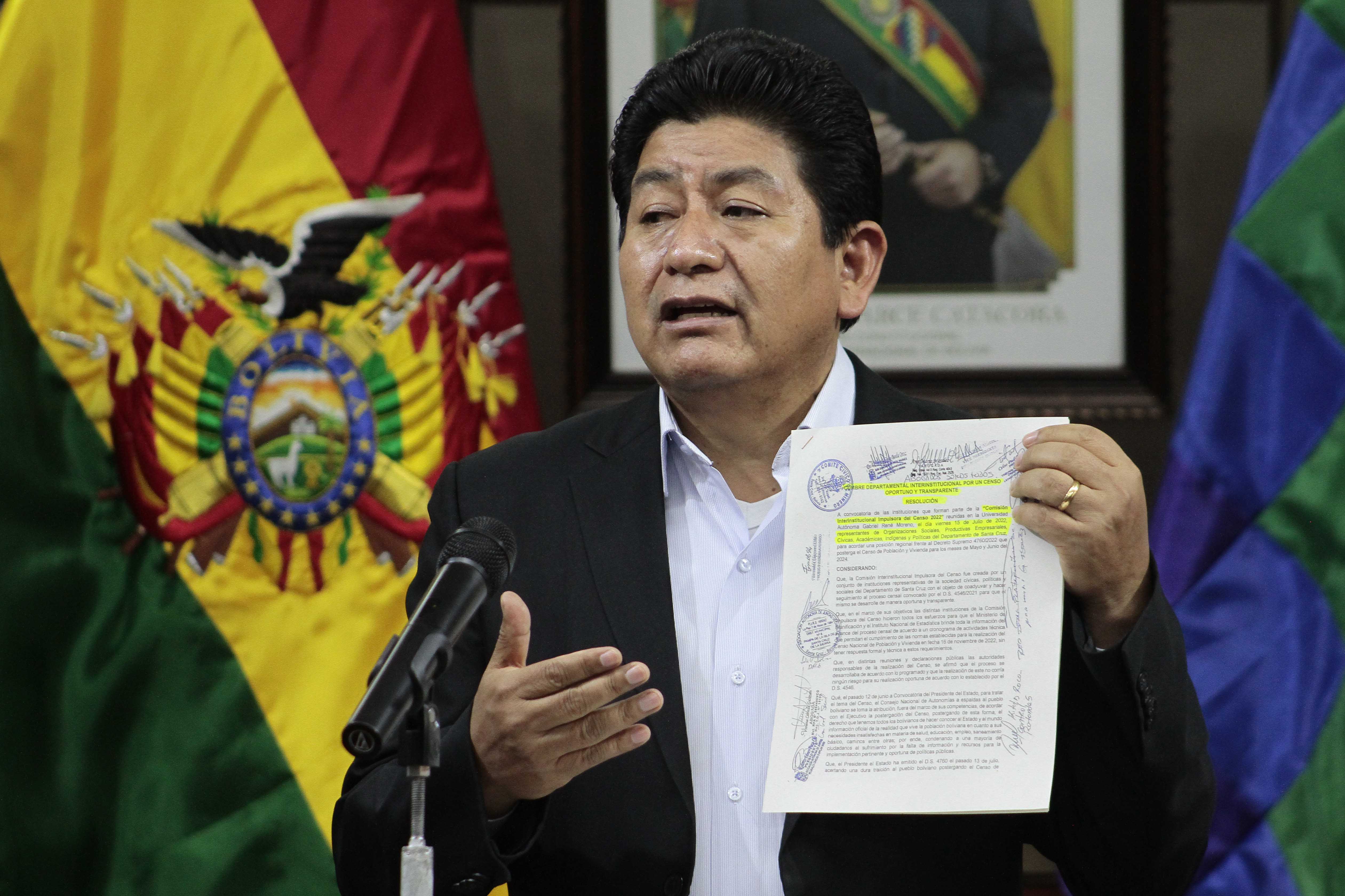 El ministro de Obras Públicas, Edgar Montaño, afirma que Santa Cruz pierde $us 32 millones por día de paro