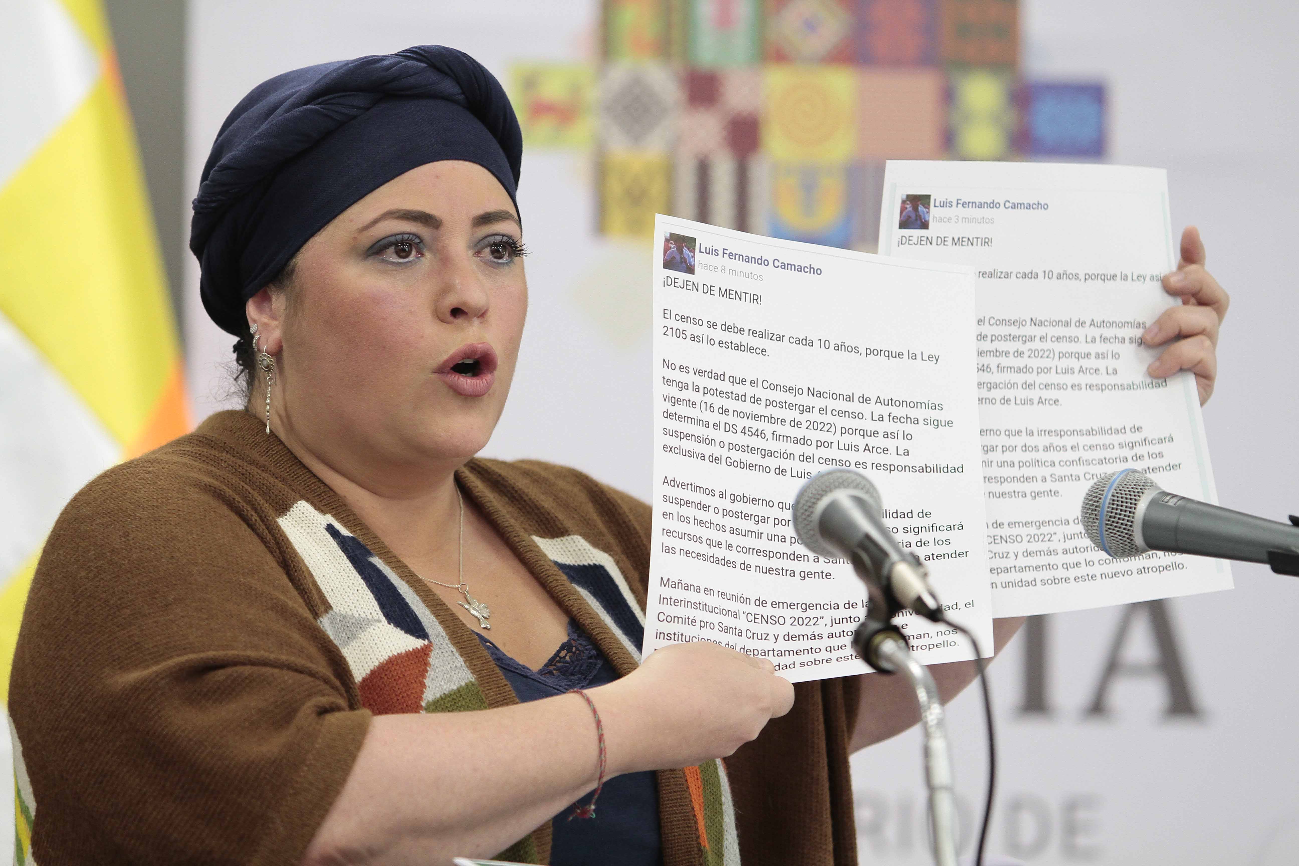 La ministra de la Presidencia, María Nela Prada, exige al gobernador Camacho que deje las excusas para tapar su irresponsabilidad.