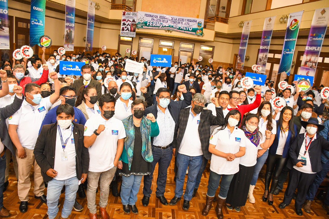 Autoridades de los ministerios de Desarrollo Productivo y Economía Plural; de Trabajo, Empleo y Previsión Social y de Educación dieron inició al Programa de Apoyo Técnico Productivo Bolivia Cre Activa 2022