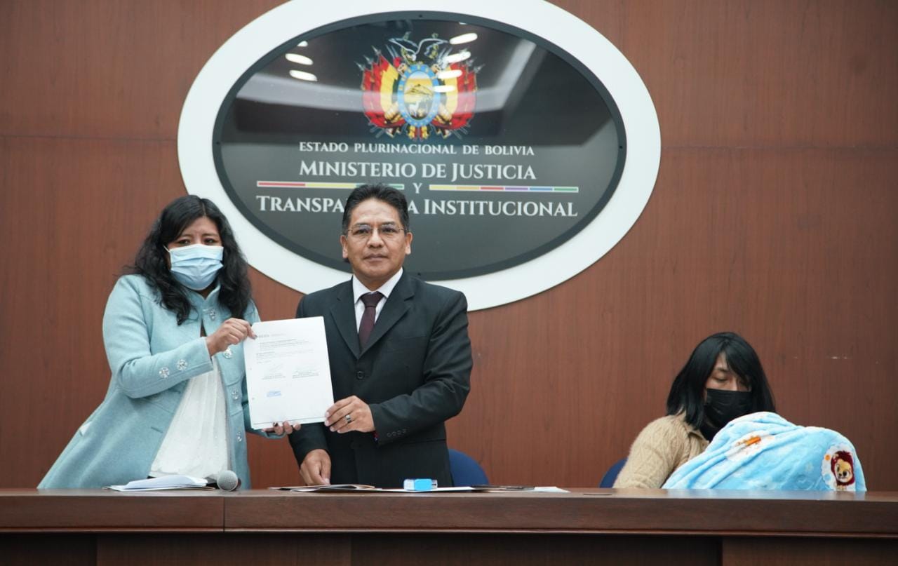 SEDEM y el Viceministerio de Defensa de los Derechos del Usuario y Consumidor, firman acuerdo por derechos de las beneficiarias de los subsidios Prenatal Lactancia y Universal Prenatal Por la Vida