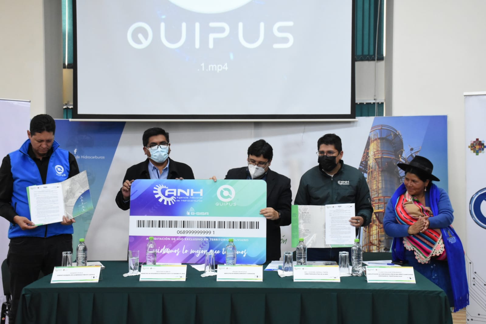 Ejecutivo de ANH Germán Jiménez anuncia firma de convenio con el Gerente General de la Empresa Pública Quipus Sandro Ayala