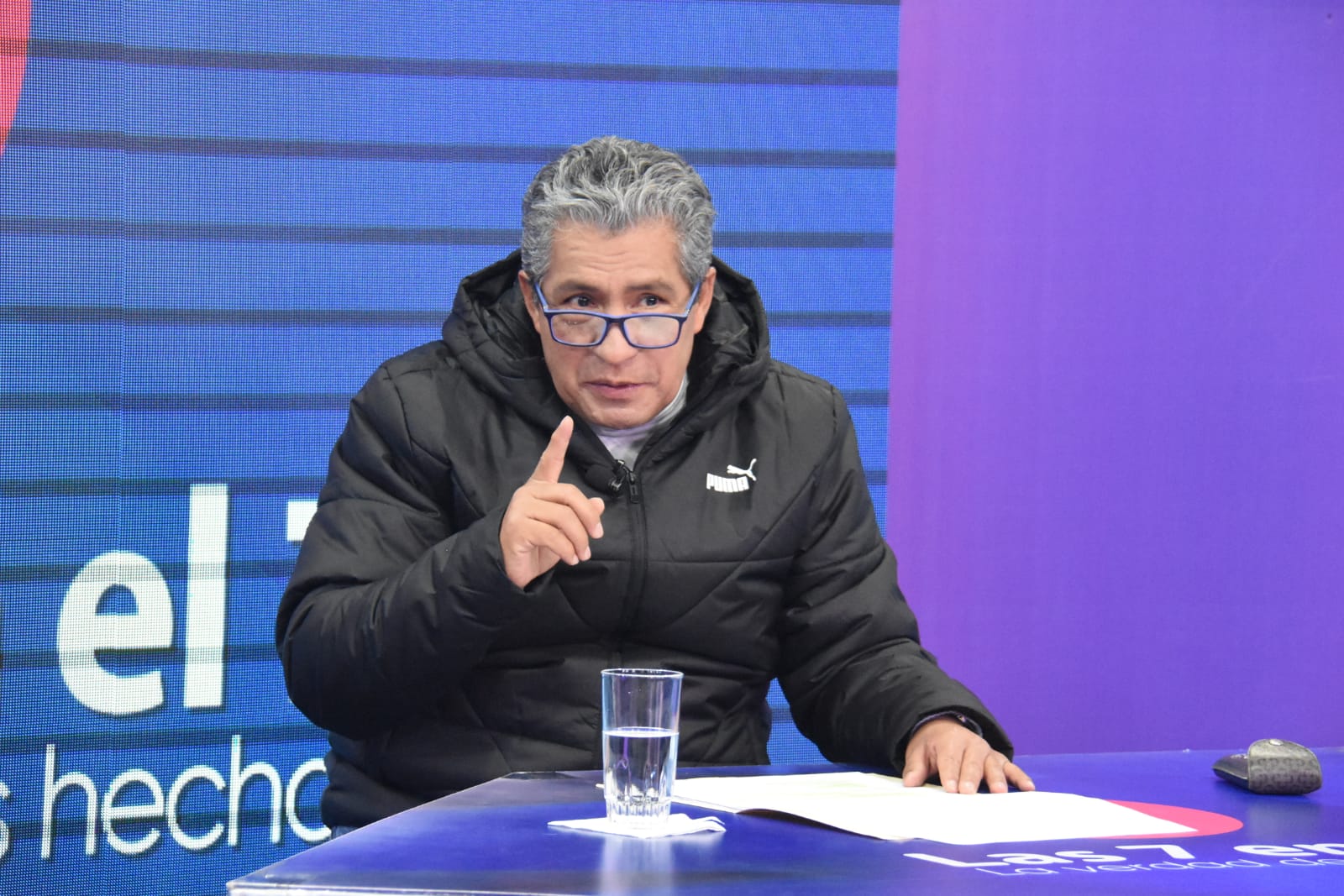 Edmundo Novillo, Ministro de Defensa en el programa 