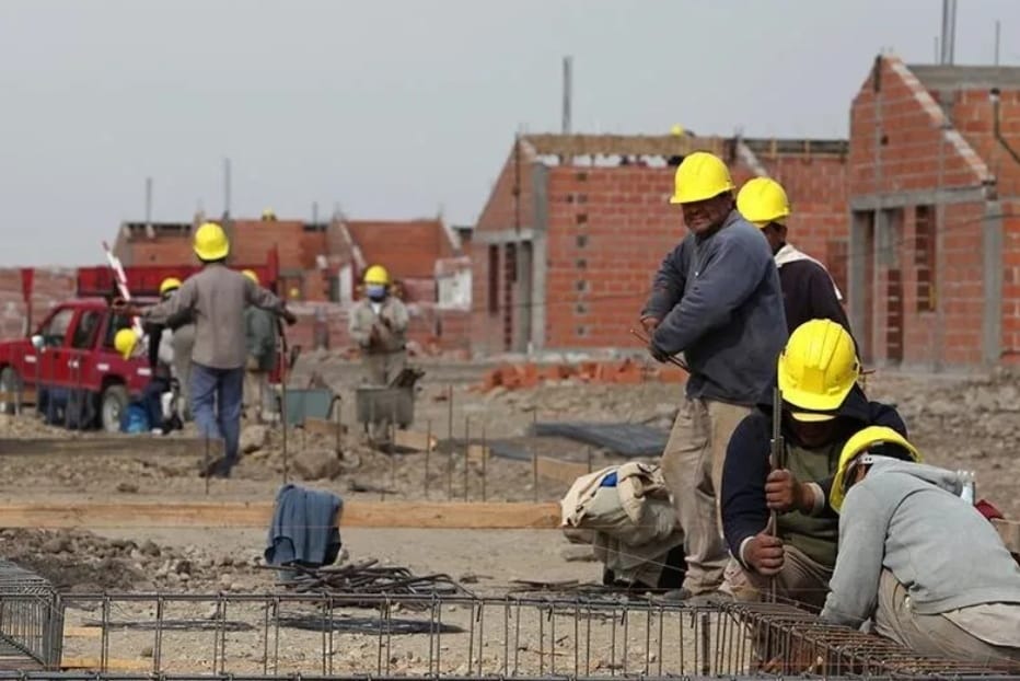 Trabajadores de la construcción. Foto: Redes sociales.
