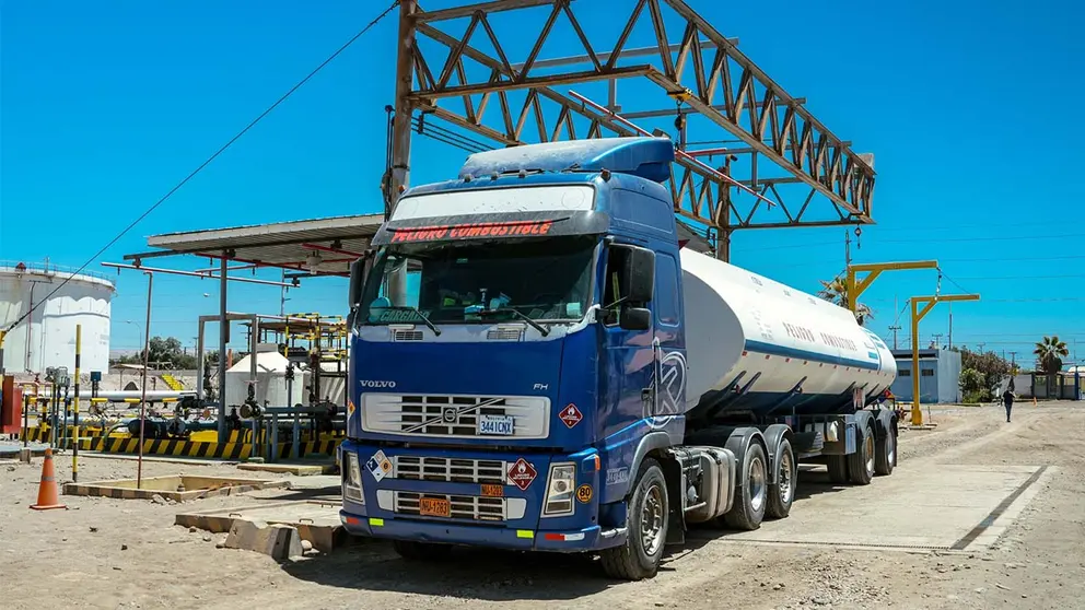 Imagen referencial de una cisterna. Foto: YPFB - archivo