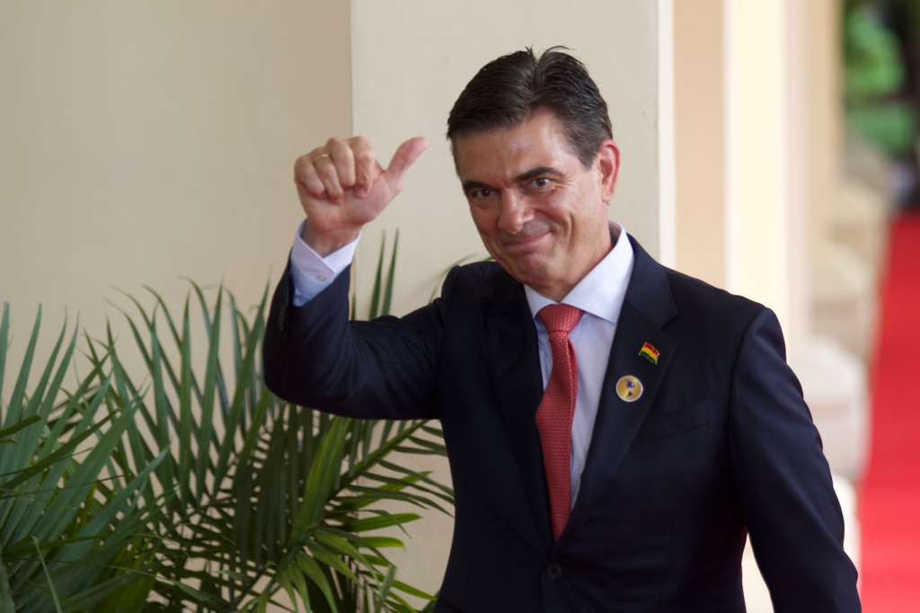 Paz conversa sobre desarrollo económico y cuidado del medio ambiente con su homóloga electa de Costa Rica Paz conversa sobre desarrollo económico y cuidado del medio ambiente con su homóloga electa de Costa Rica