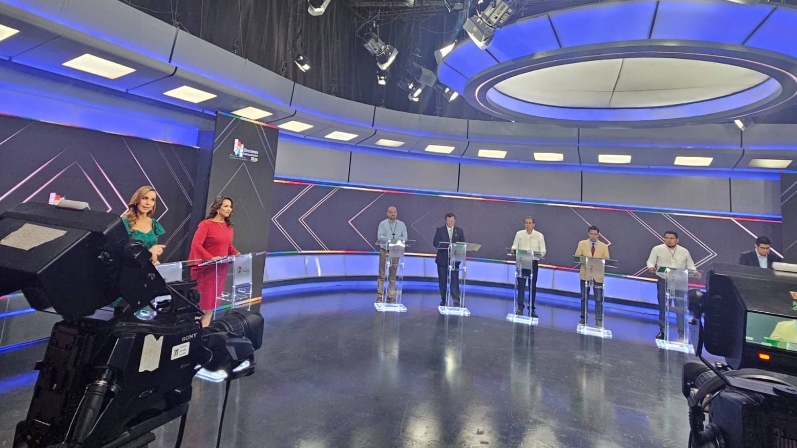 Un reciente debate de candidatos en Santa Cruz. Foto: TED Santa Cruz