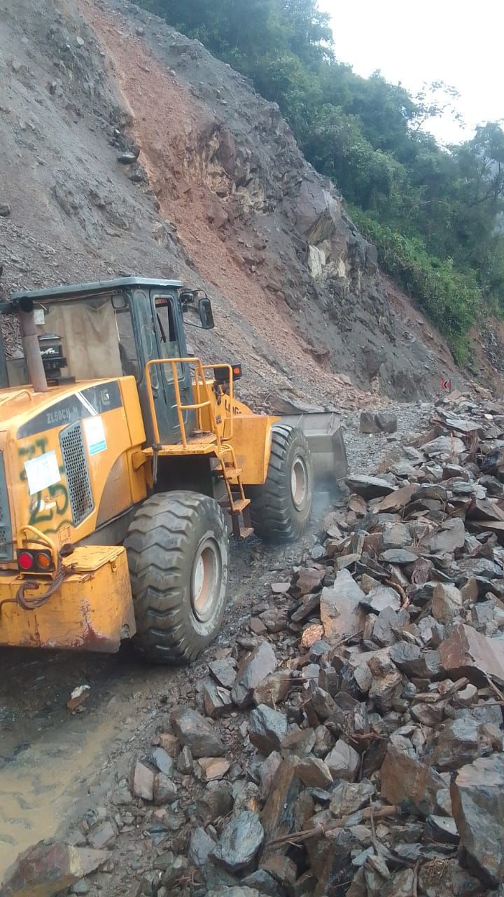 La ABC restablece ls transitabilidad en el tramo Unduavi – Chulumani. Foto: ABC