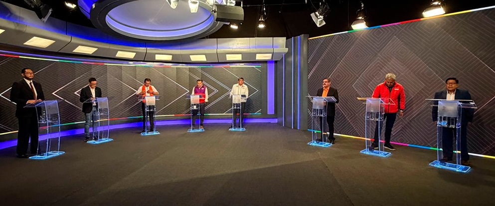 El debate de candidatos a la alcaldía de La Paz. Foto: Captura de pantalla Unitel