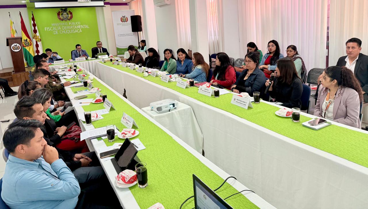 Mesa Departamental Interinstitucional de Lucha Contra la Violencia de Género en Chuquisaca. Foto: Fiscalía General del Estado.