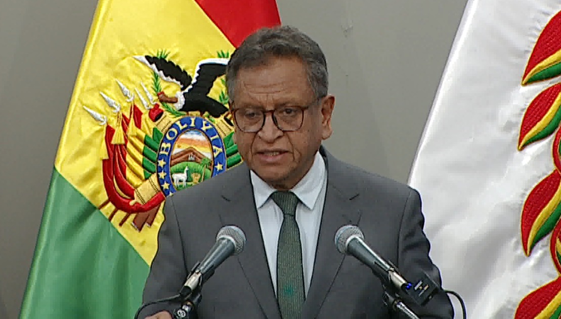 Ministro de Gobierno, Marco Oviedo, en conferencia de prensa en Casa Grande del Pueblo. Foto: Captura Bolivia TV.
