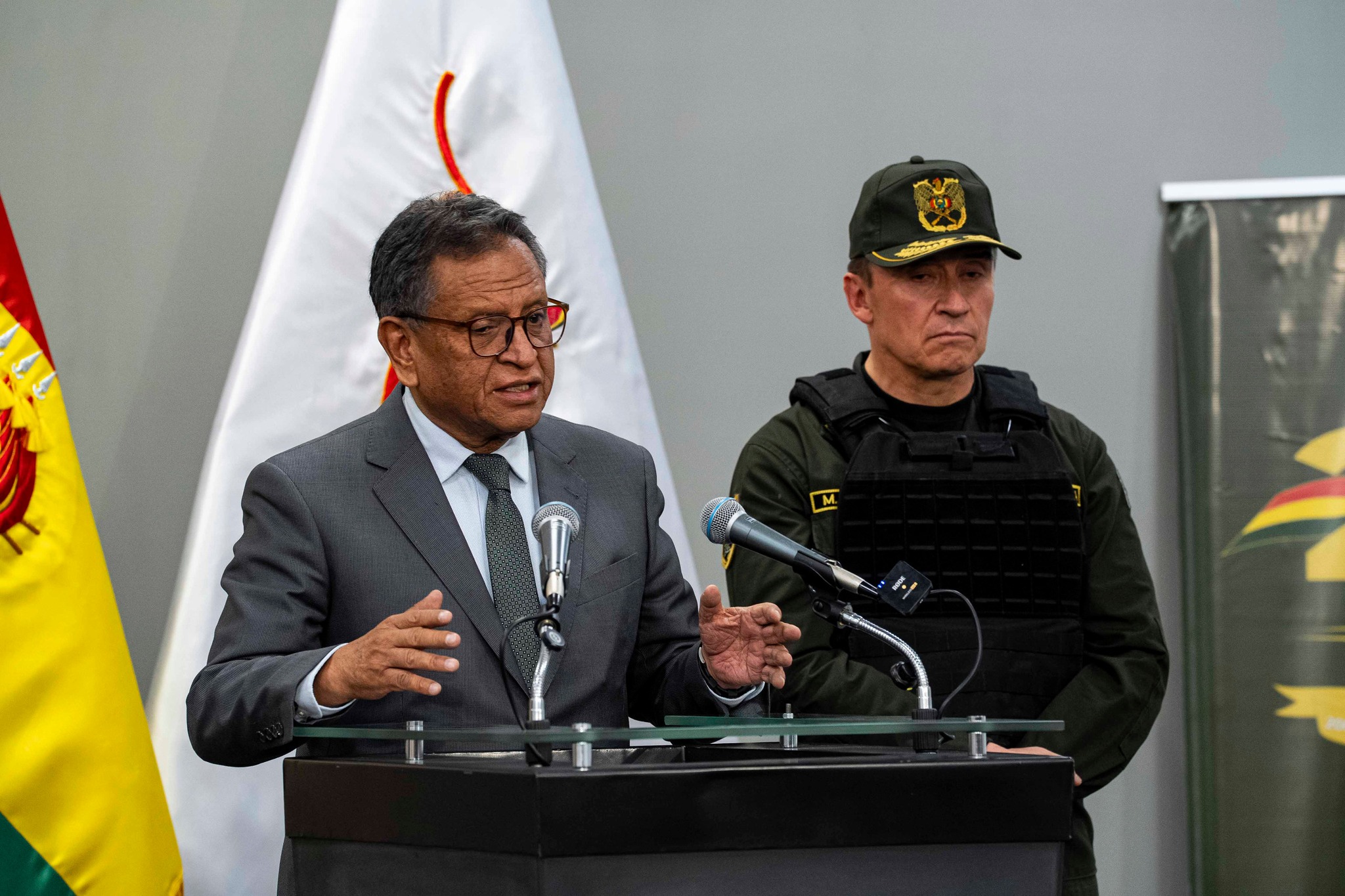 Ministro de Gobierno en conferencia de prensa en Casa Grande del Pueblo. Foto: Ministerio de Gobierno.