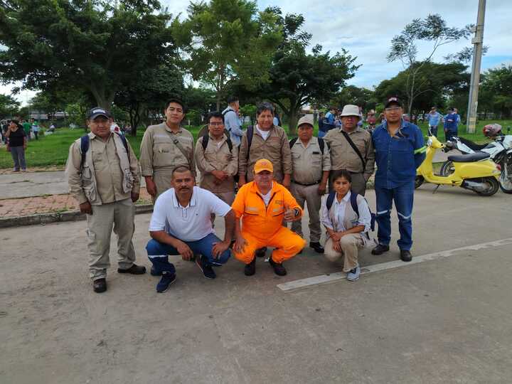 Personal desplazado por el Ministerio de Salud y Deportes a Santa Cruz para enfrentar a la chikungunya. Foto: Ministerio de Salud y Deportes.