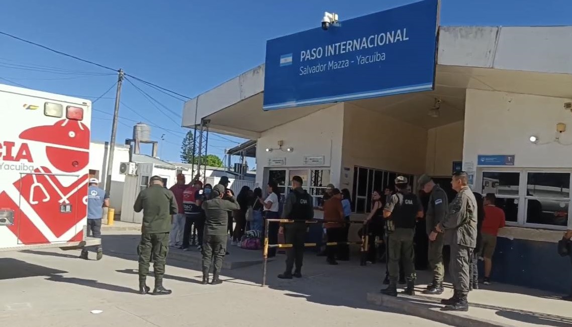 Repatriación de tres mujeres de Argentina. Foto: Viceministerio de Seguridad Ciudadana.